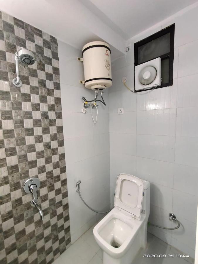 ניו דלהי Hotel Royal Town מראה חיצוני תמונה